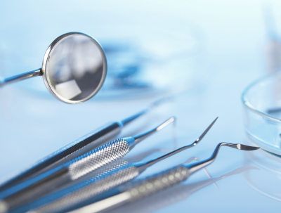 Wurzelkanal­behandlung – Endodontie